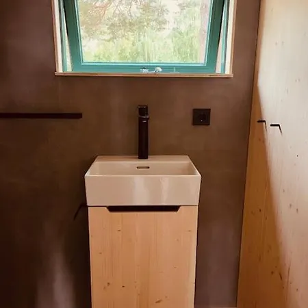Кемпинг Tiny House Gross - Ahoi Camp Canow *